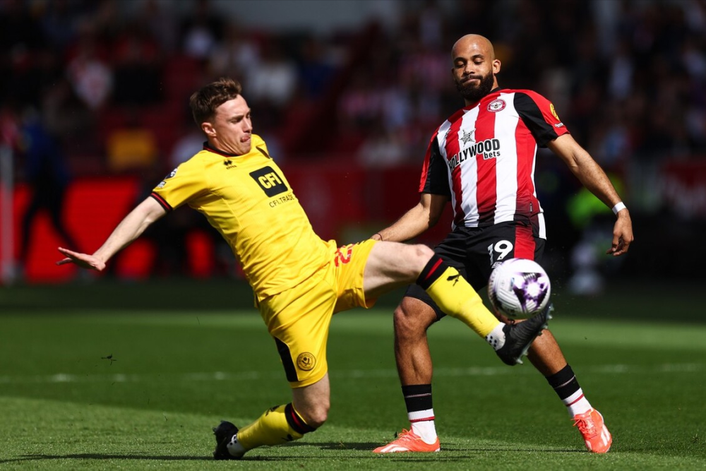 开云体育官网-英超赛前再迎强敌；斯图加特队长鼓劲；主帅态度——更衣室稳定；临场指挥获称赞的简单介绍