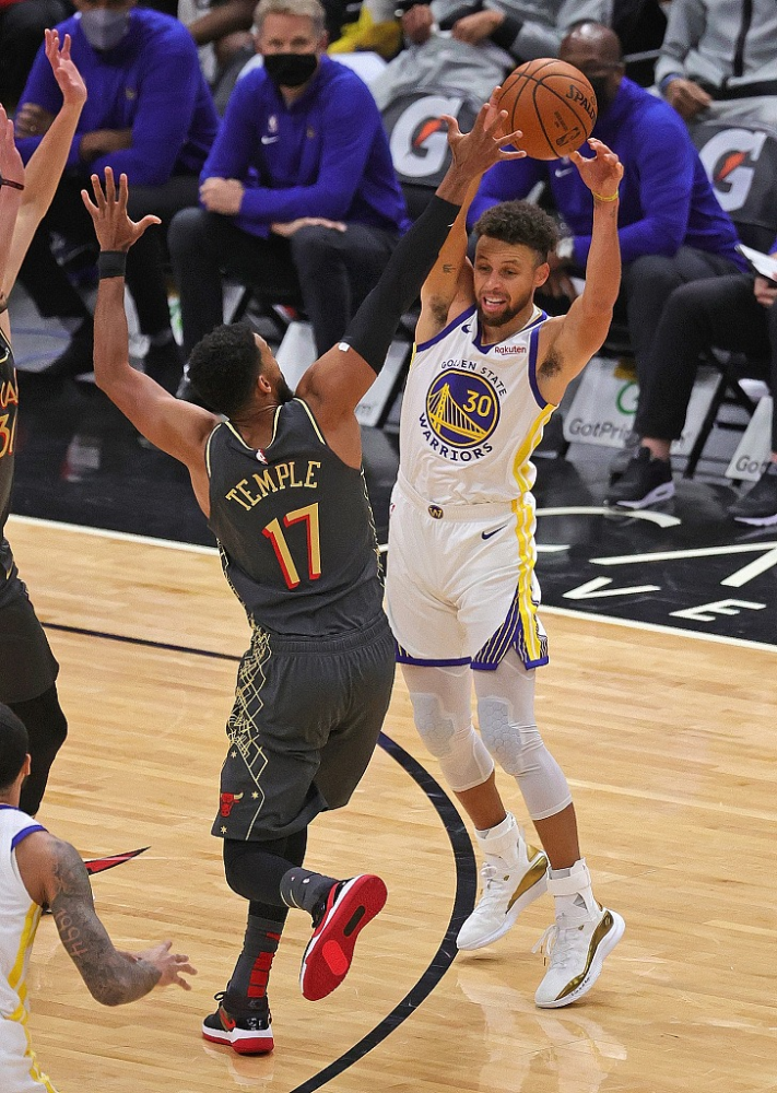 开云体育官网-这也行？芝加哥公牛再遭质疑备战意大利杯里尔围绕全明星赛状态回暖，广东宏远内部沟通备战英超的简单介绍